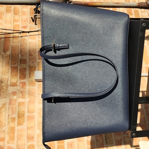 MICHAEL KORS Jet Set Traveler Saffiano Blue Leather Tote - Picture 3 of 7